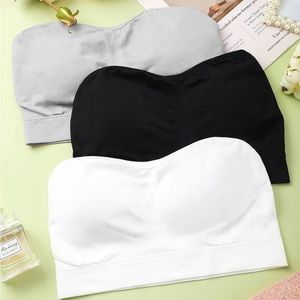3-Pack strapless bandeau set black, white & grey. Padded with non-slip silicone